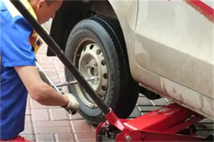 牡丹区附近拖车24小时服务热线电话