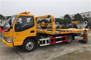 牡丹区哪里有拖车服务